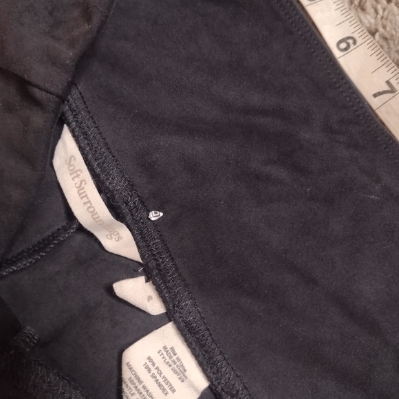 Soft Surroundings Women's Faux Suede Pull-On Leggings Small Black A14 - Picture 4 of 5